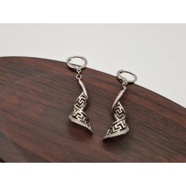 Antiallergén ezüst színű lógós görög fülbevaló